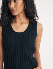 Black Scoop Neck Rib Knitted Vest