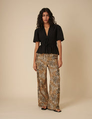 Black Tie Front Puff Sleeve Top