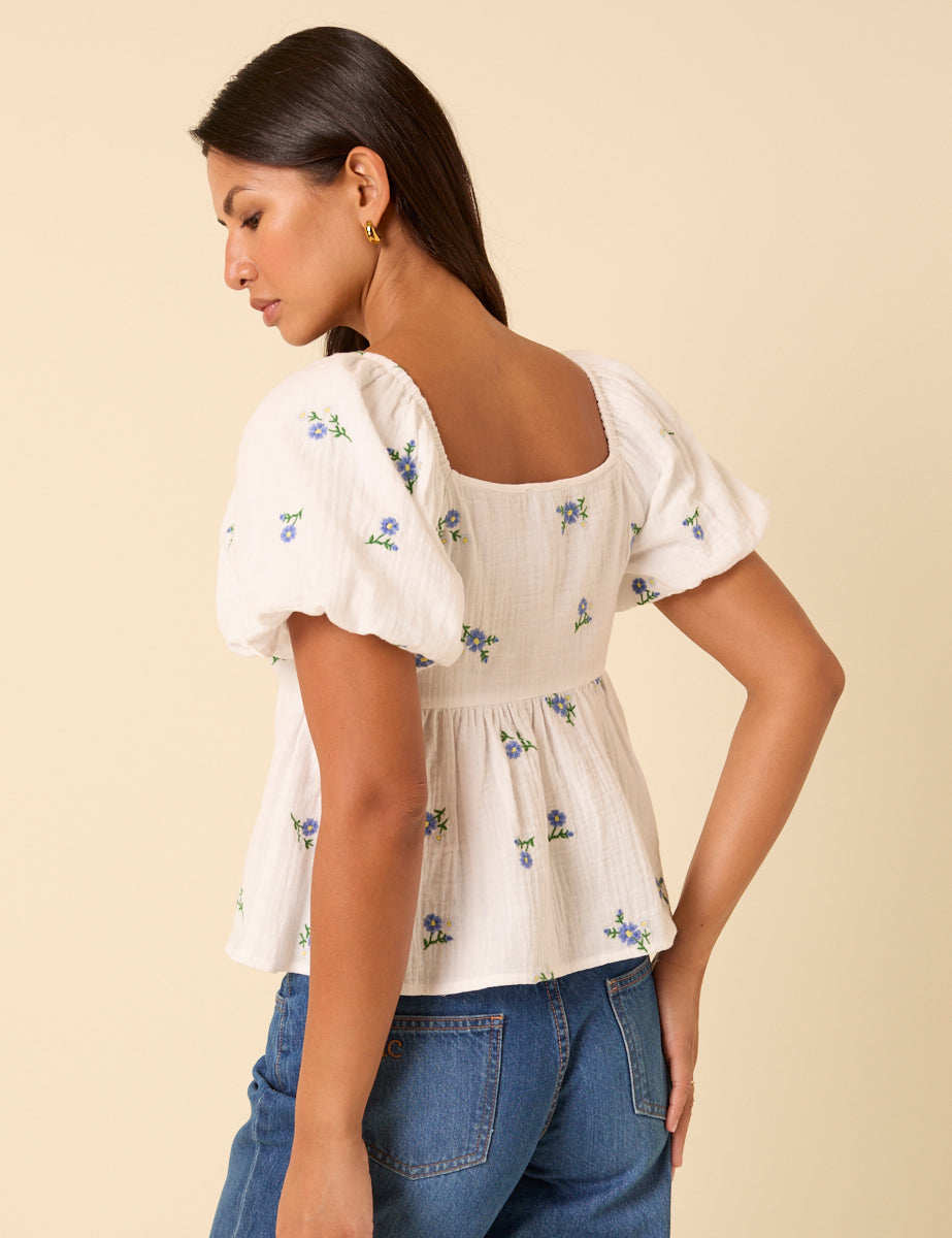 White Floral Embroidererd Puff Sleeve Top