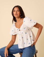 White Floral Embroidererd Puff Sleeve Top