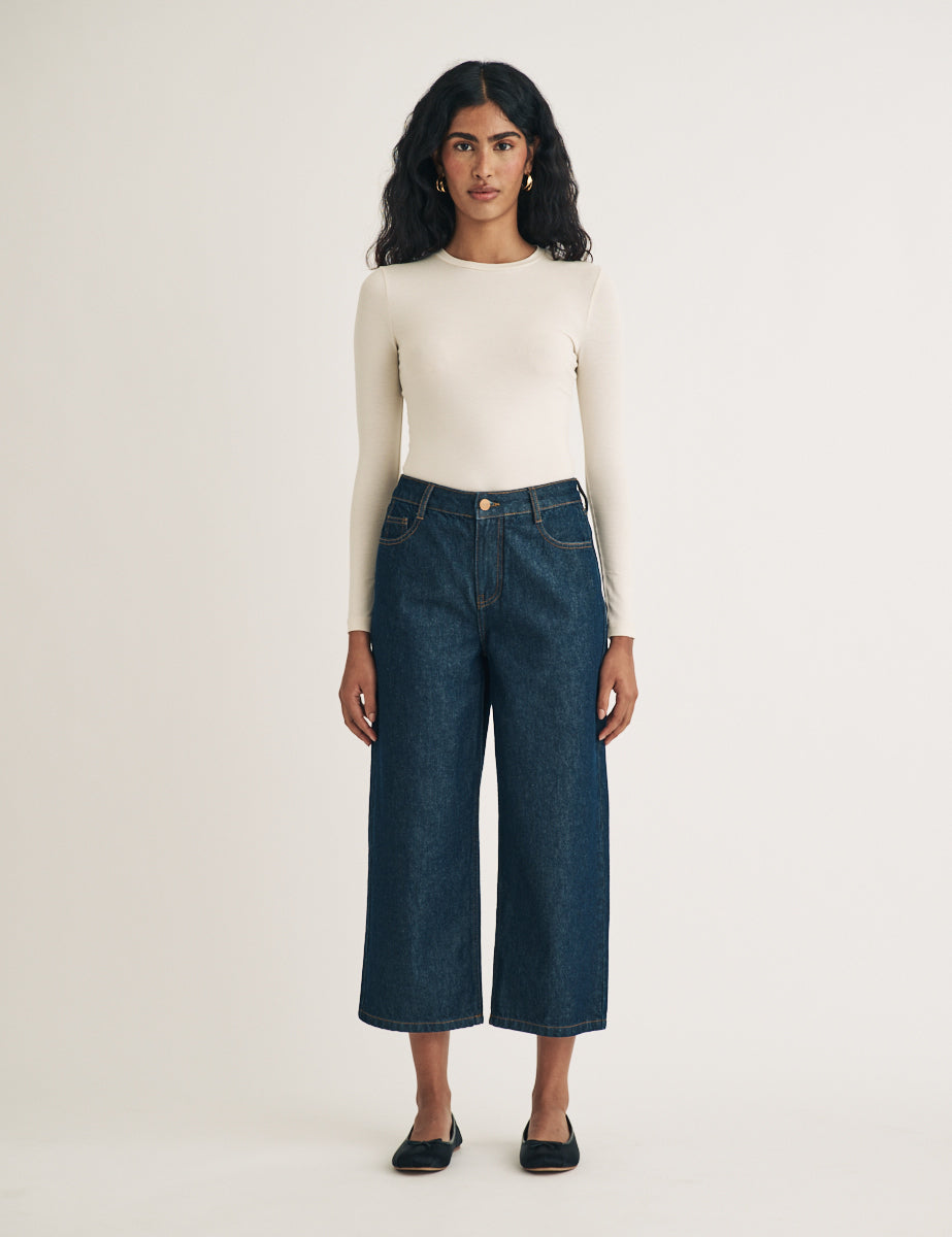 Dark Wash Wide Leg Cropped Jeans