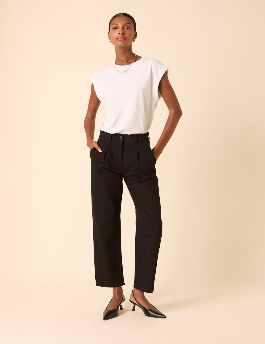 Black High Rise Pleated Straight Leg Jeans