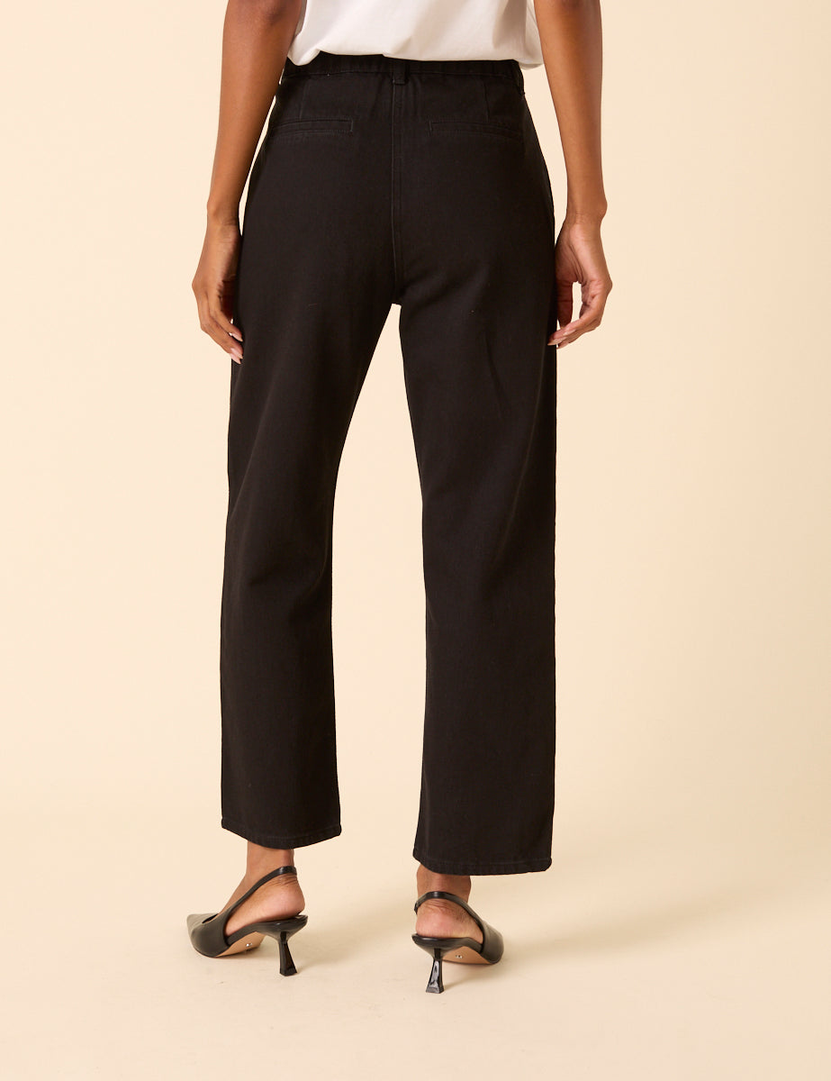 Black High Rise Pleated Straight Leg Jeans