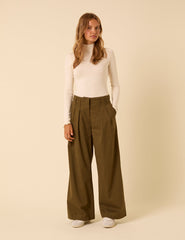 Green Pleated High-Waisted Trousers