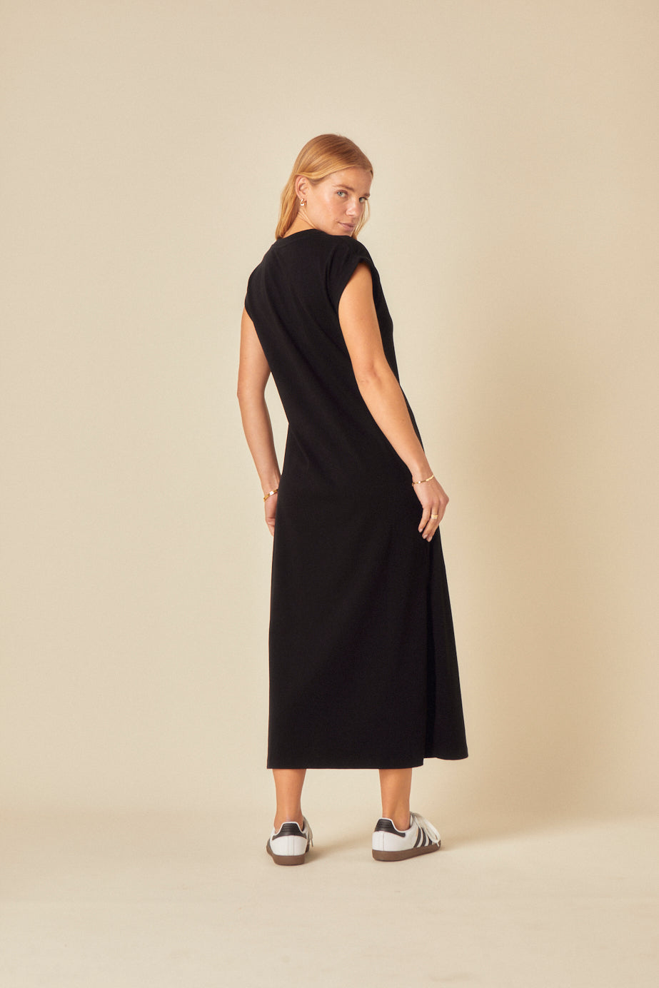 Black Jersey Midi T-Shirt