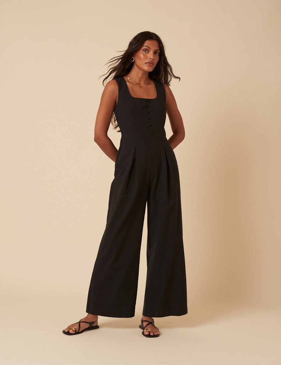 Black Tailored Scoop Neck Jumpsuit