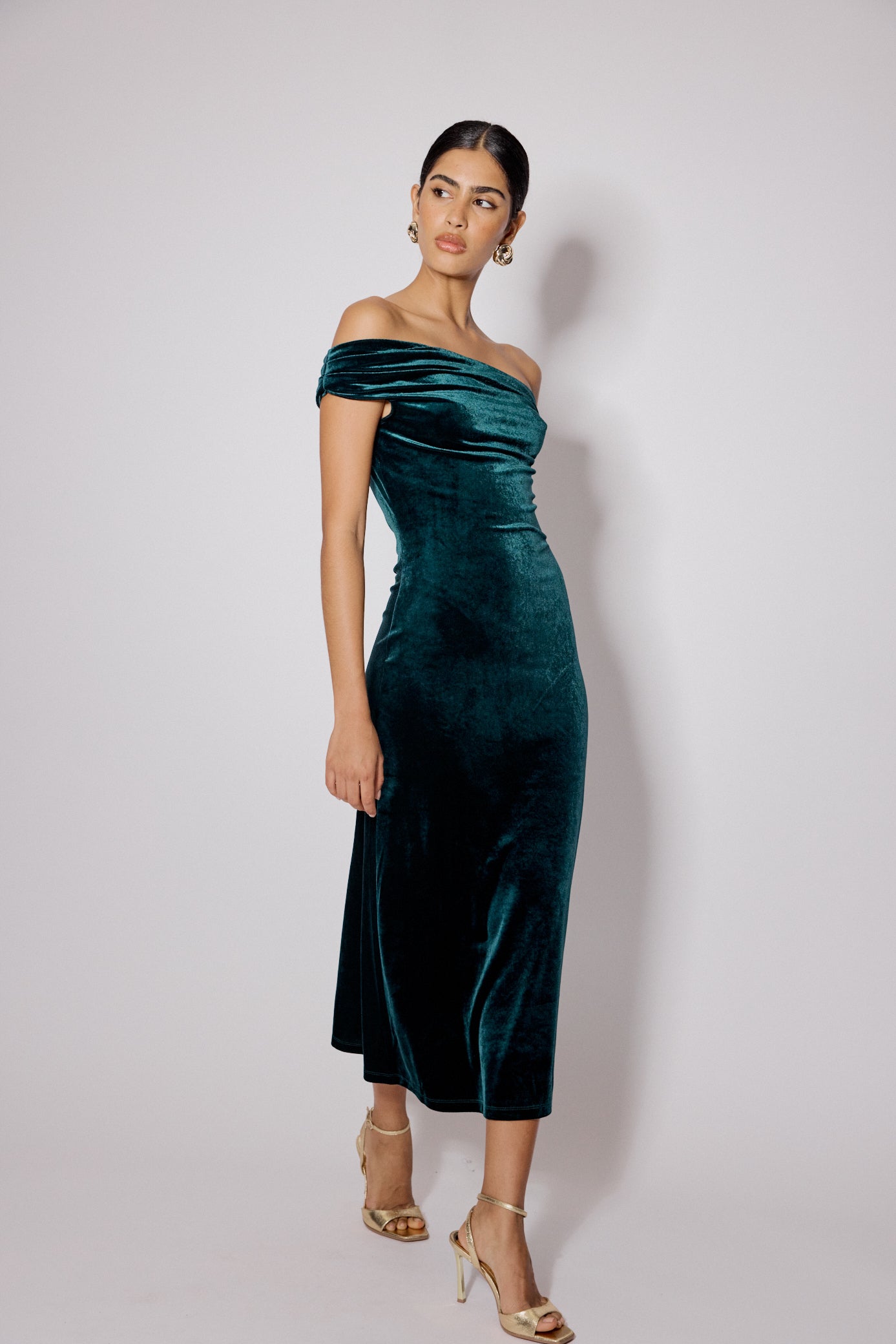 Green Off Shoulder Velvet Pippa Maxi Dress