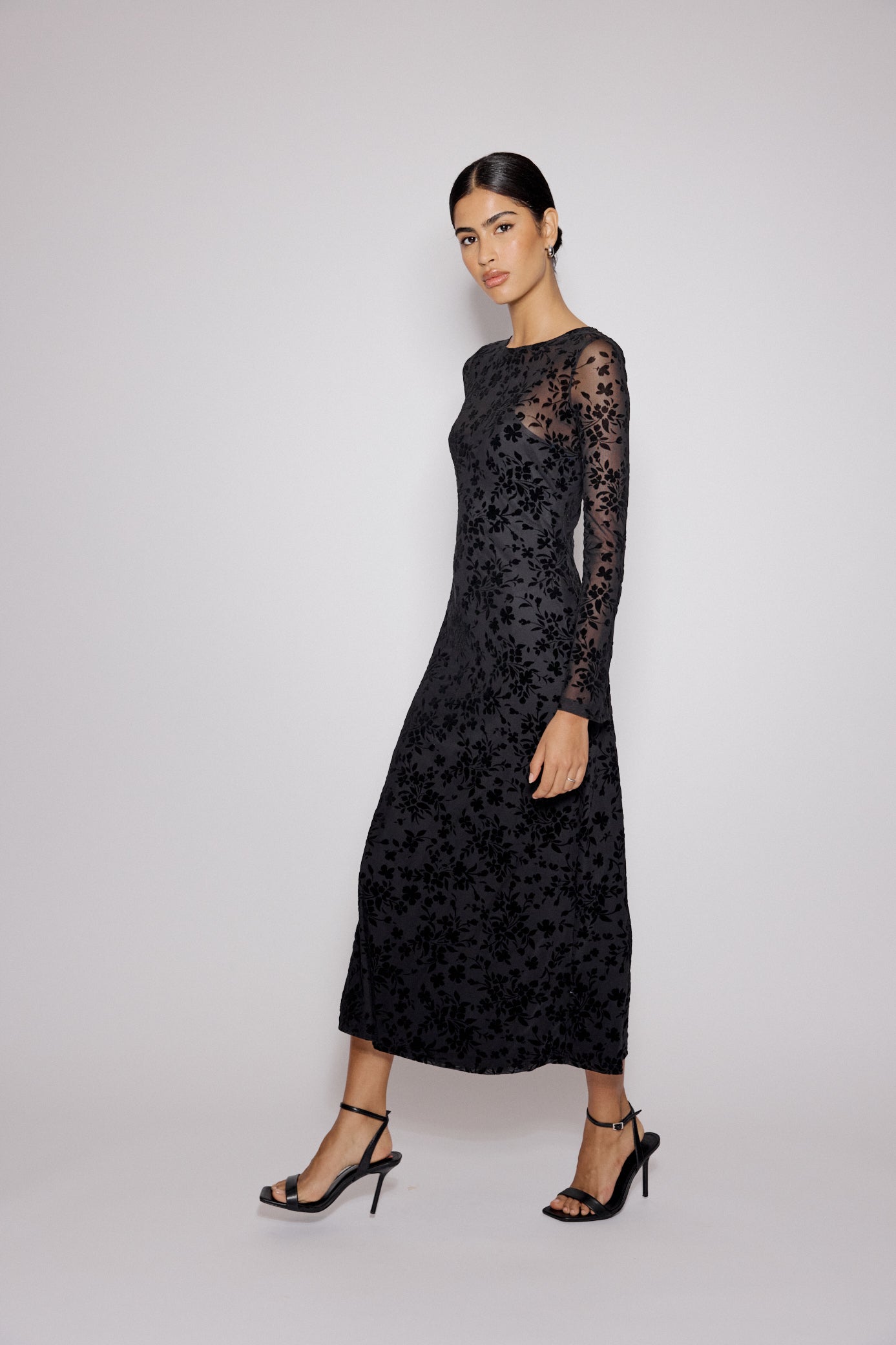 Black Floral Jaquard Velvet Long Sleeve Clarissa Midi Dress
