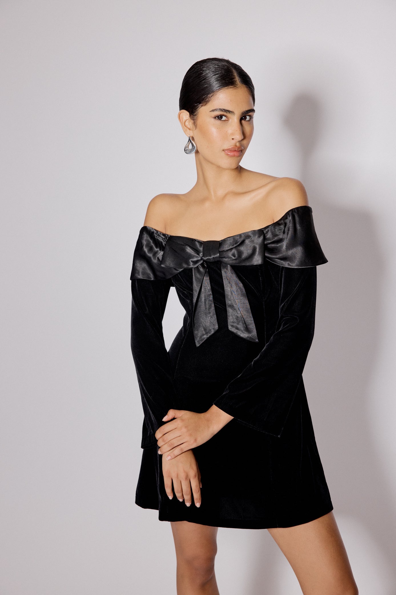 Black Velvet Off Shoulder Bow Capricorn Mini Dress