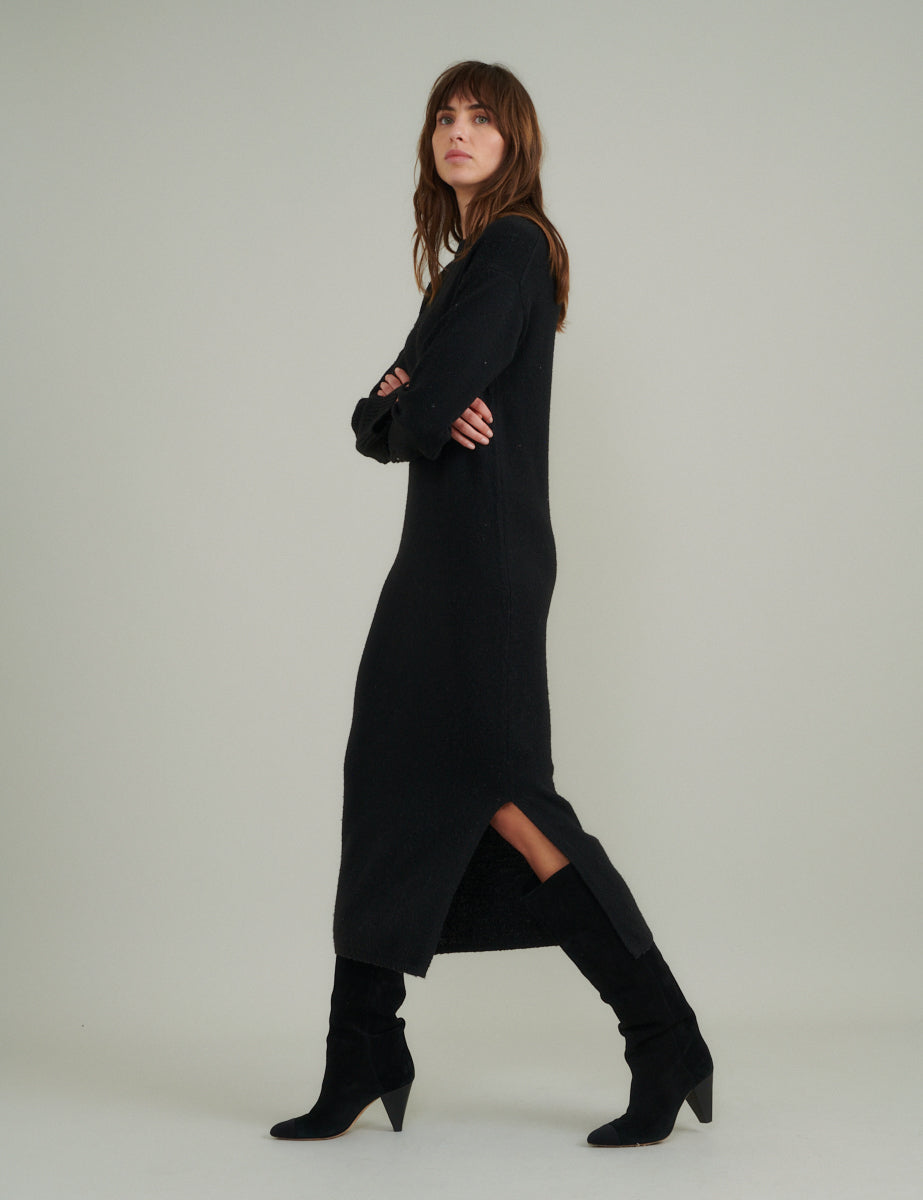 Black Crew Neck Knitted Midi Jumper Dress