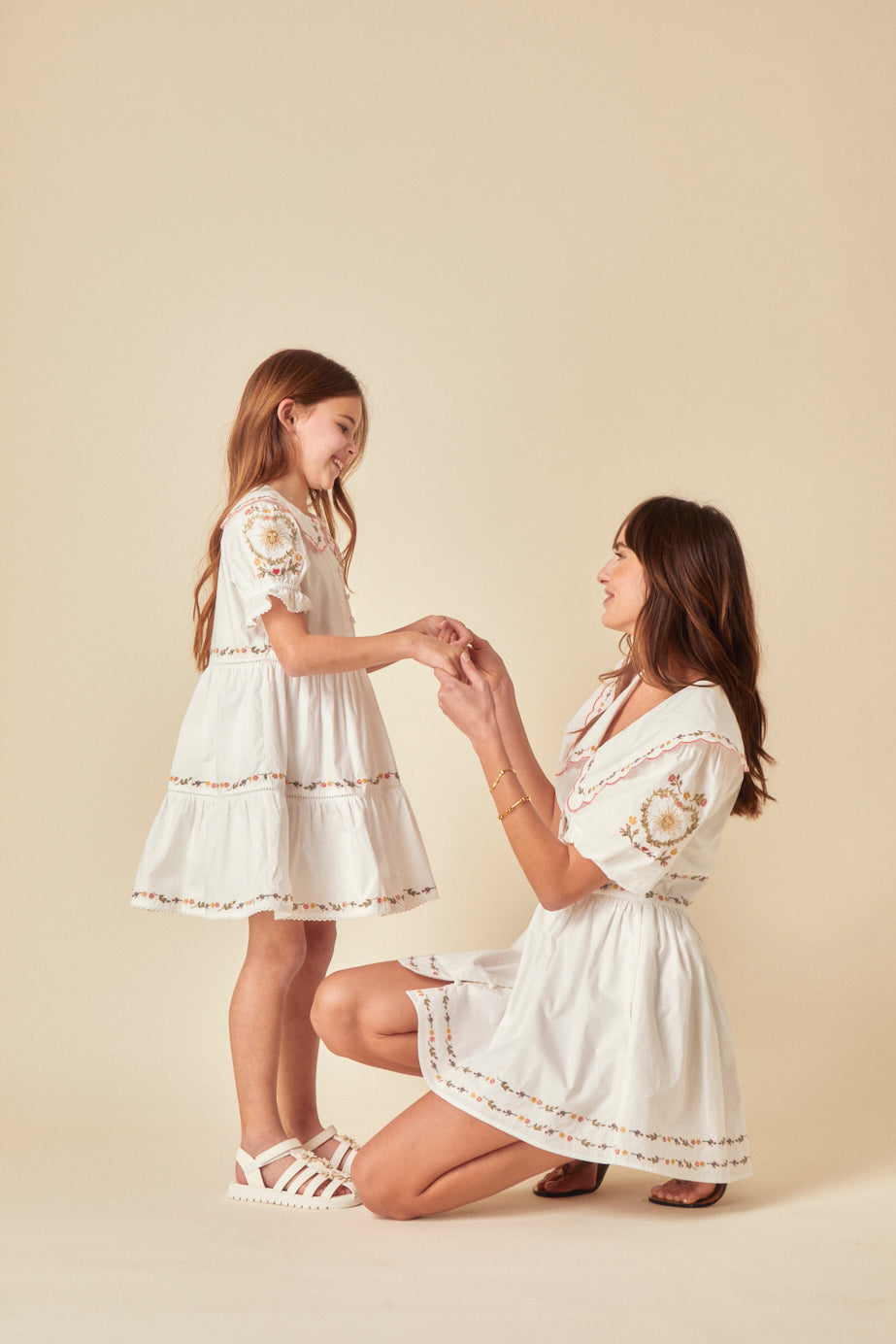 Elizabeth Scarlett Girls White Embroidered Quinn Mini Dress