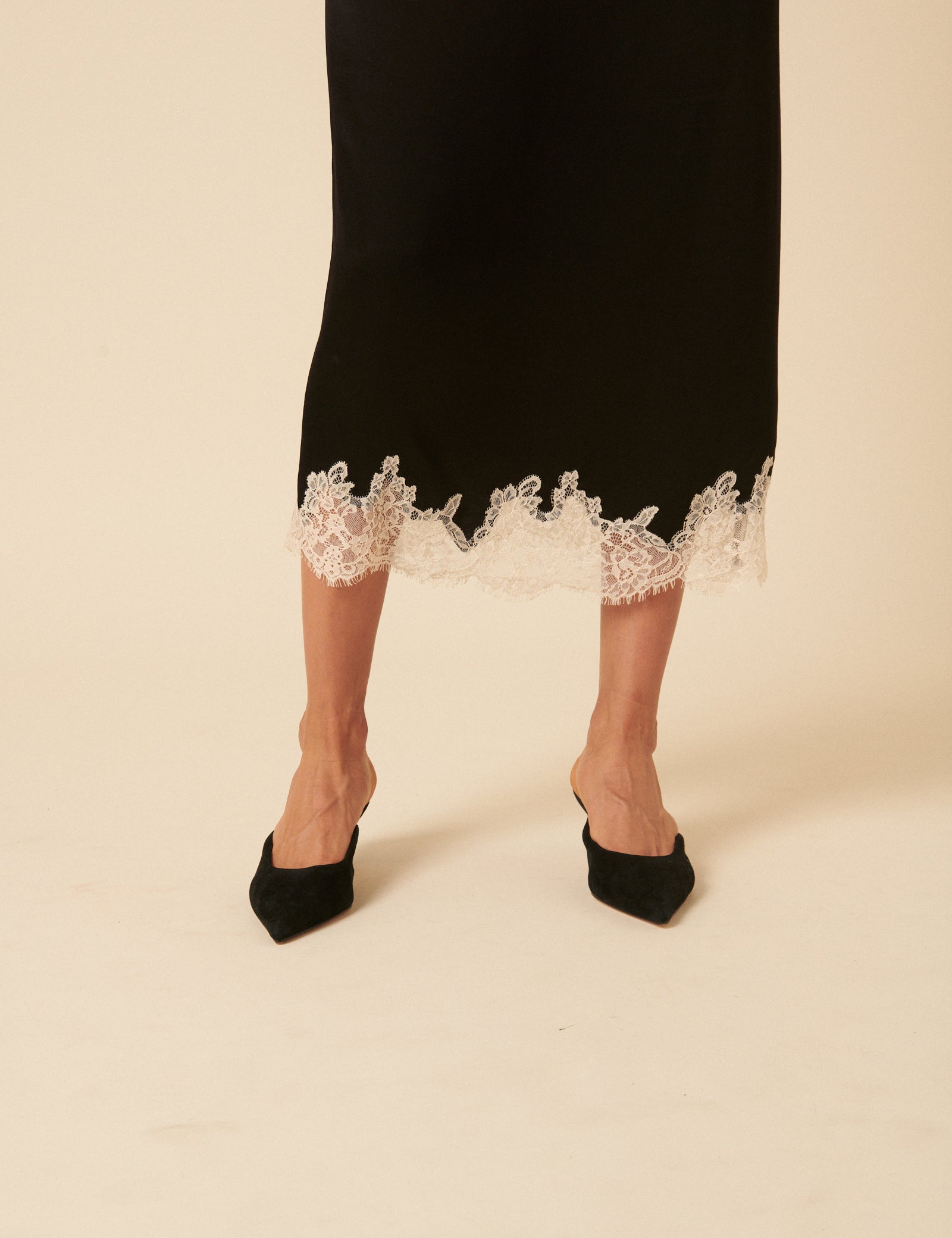 Black Bow Kitten Heel