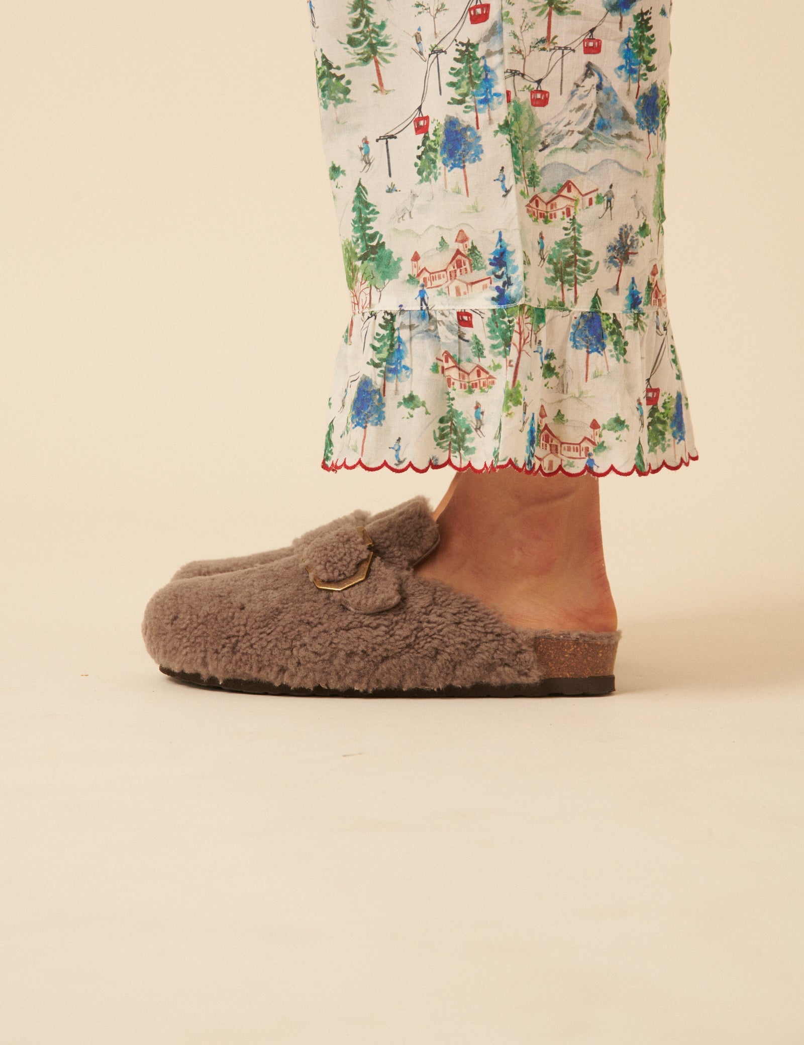 Stone Genuins Sheepskin Slippers