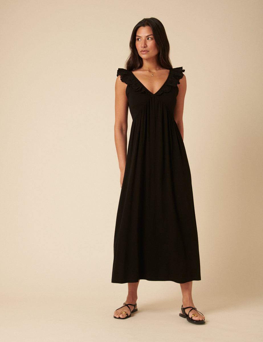Black Jojo Sweetheart Maxi Dress
