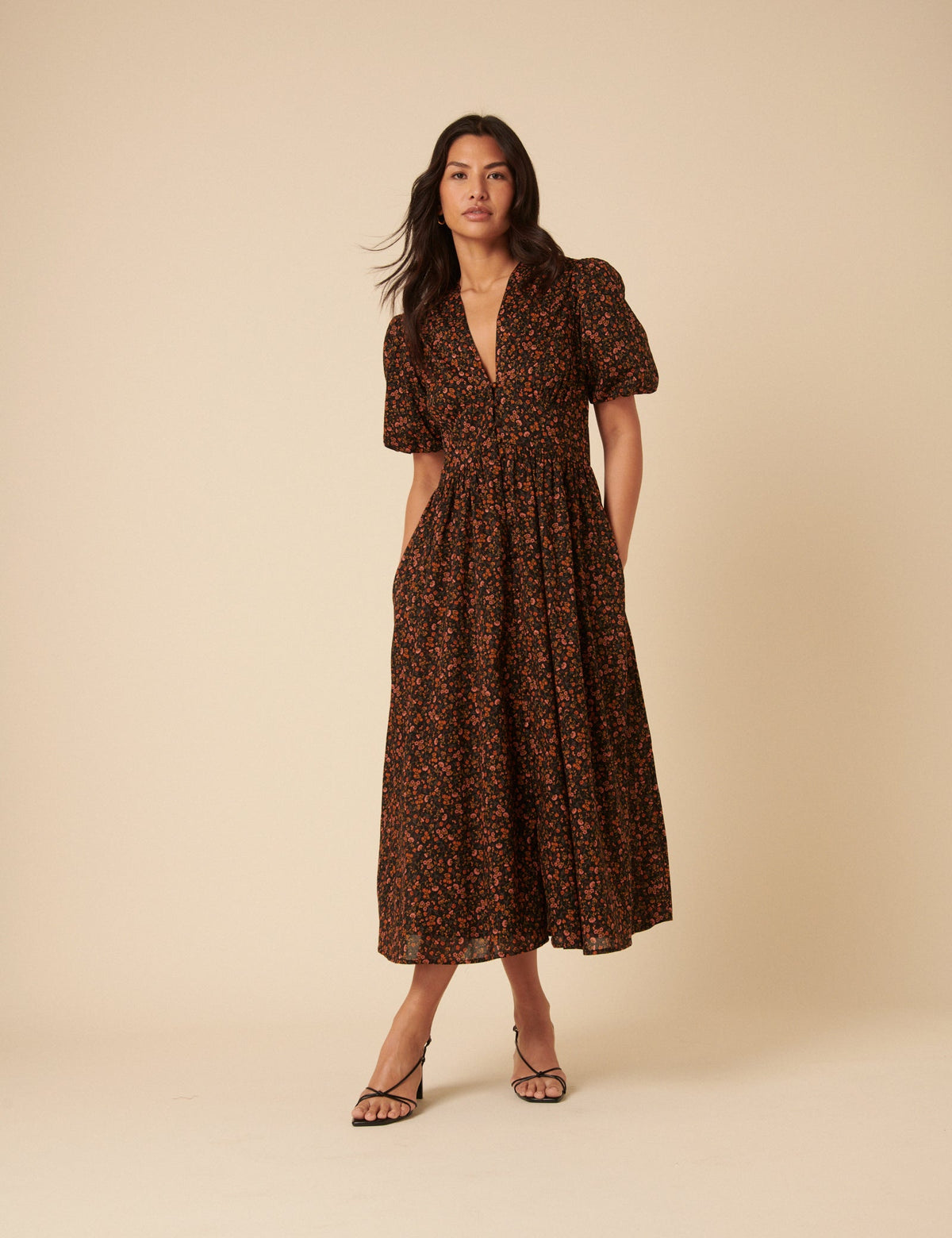 Black Ditsy Foral Starlight Midi Dress