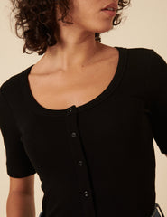 Black Scoop Neck Short Sleeve Top
