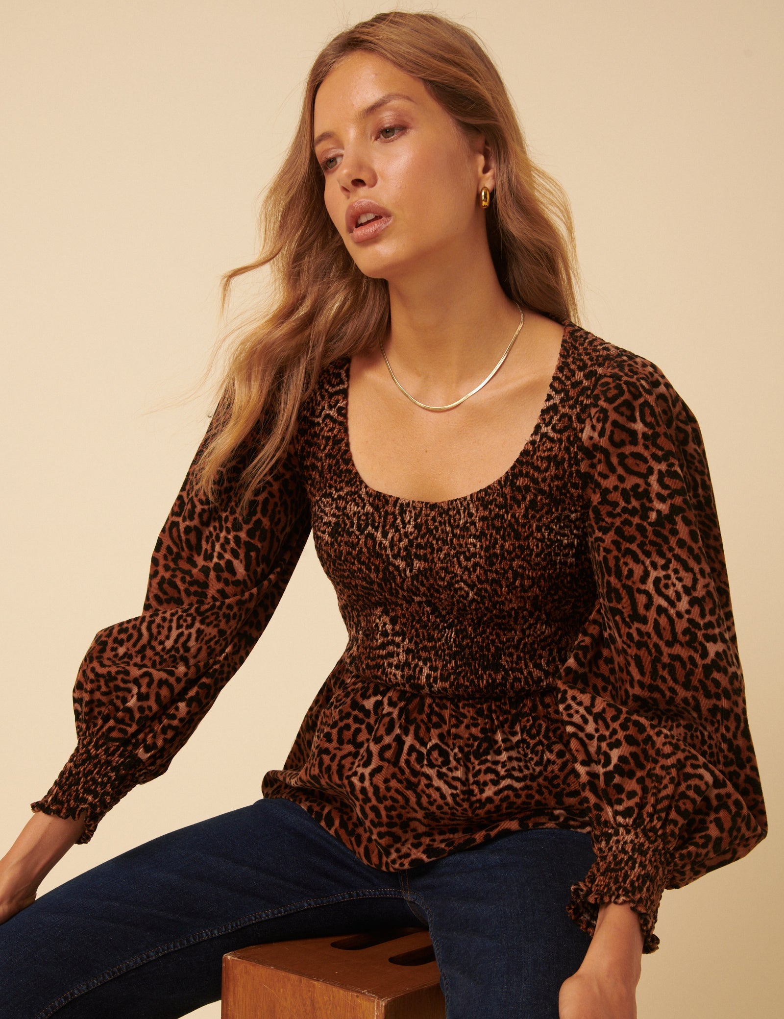 Leopard Print Shirred Balloon Sleeve Top