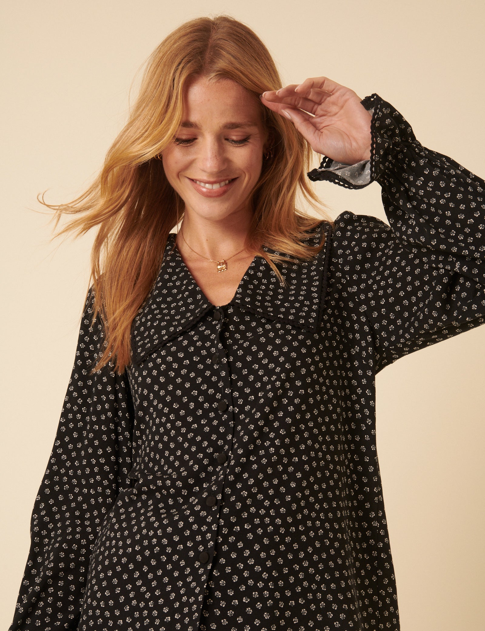 Black Floral Printed Collared Long Sleeve Blouse