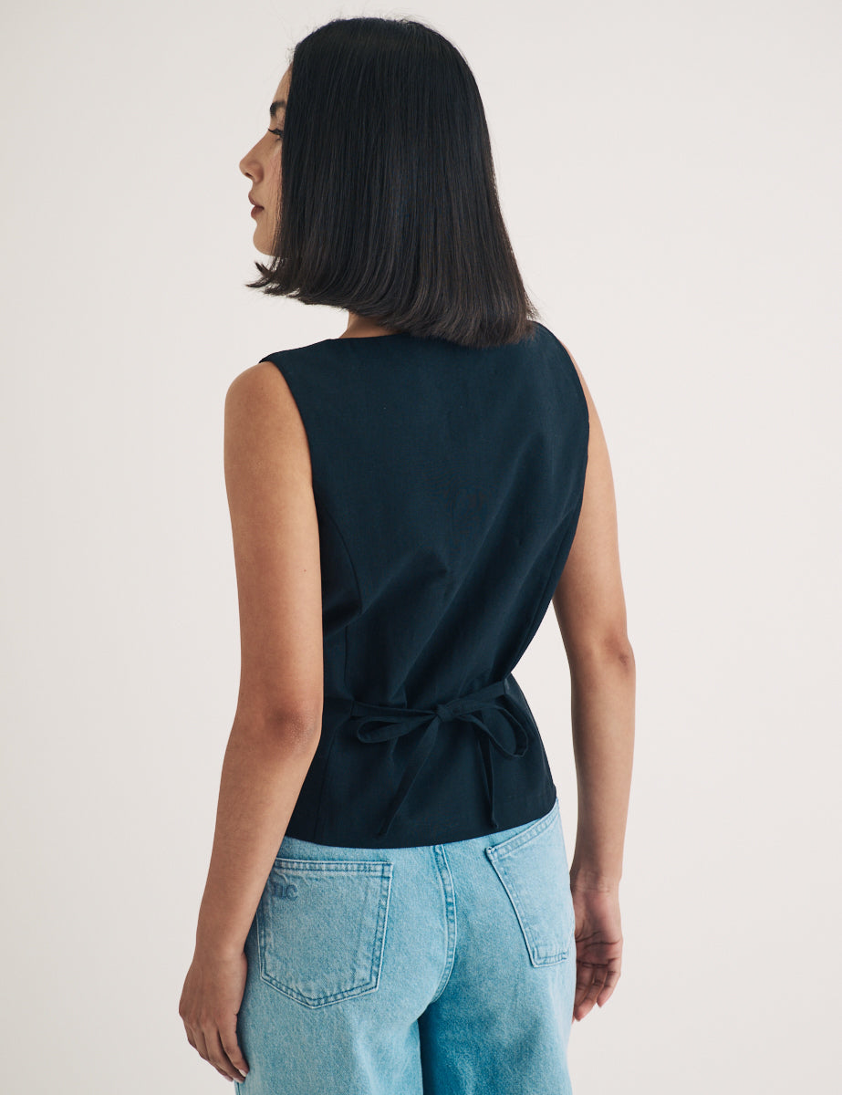 Black Scoop Neck Pleat Detail Waistcoat