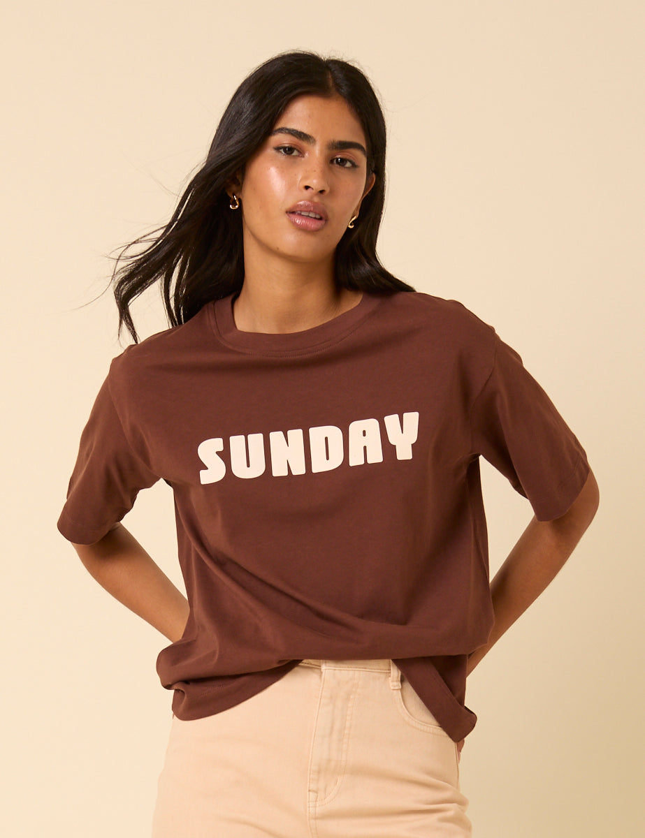 Brown Sunday Graphic T-Shirt