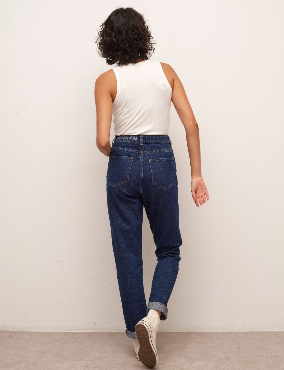 Mid Rise Mom Jean Mid Wash