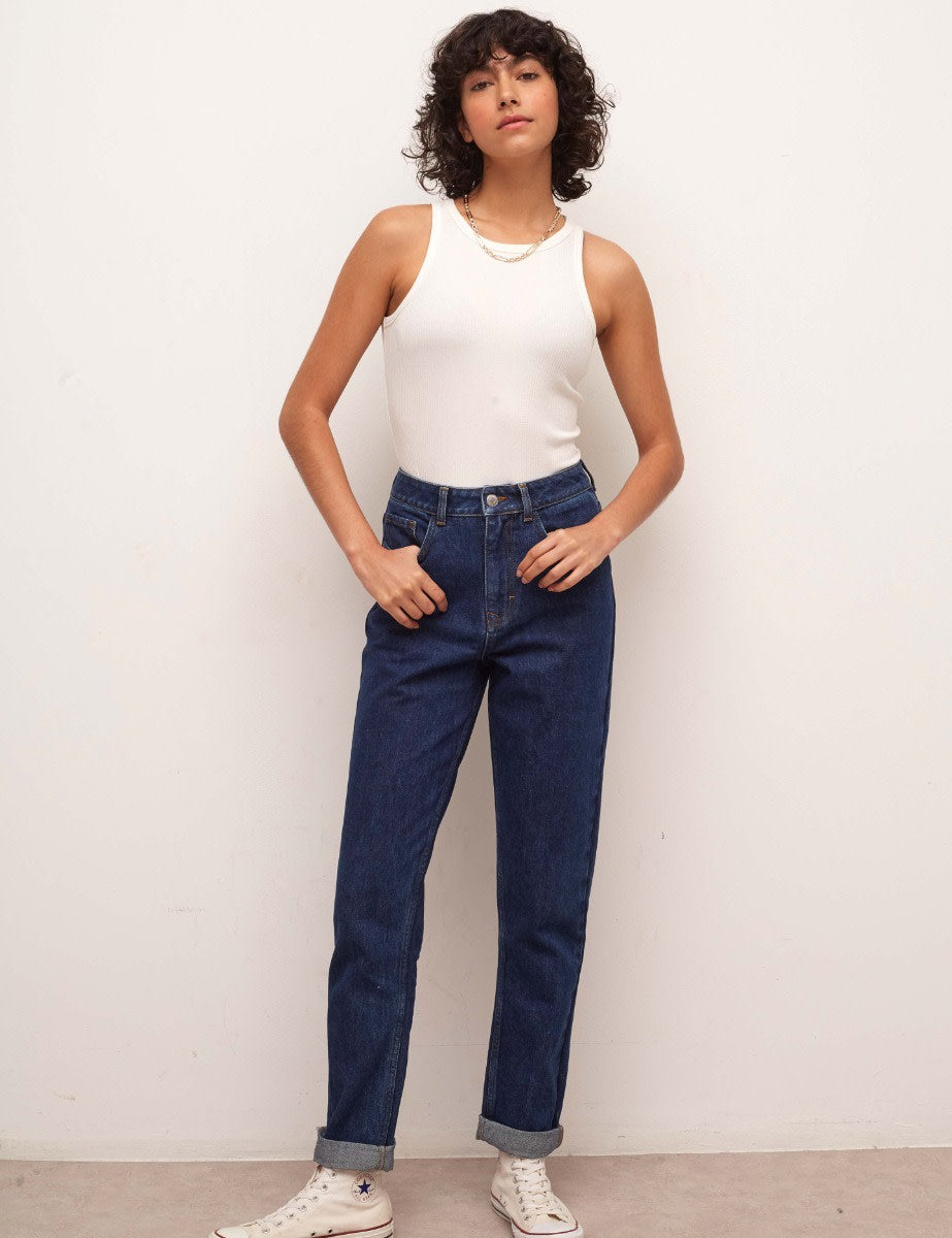 Mid Rise Mom Jean Mid Wash