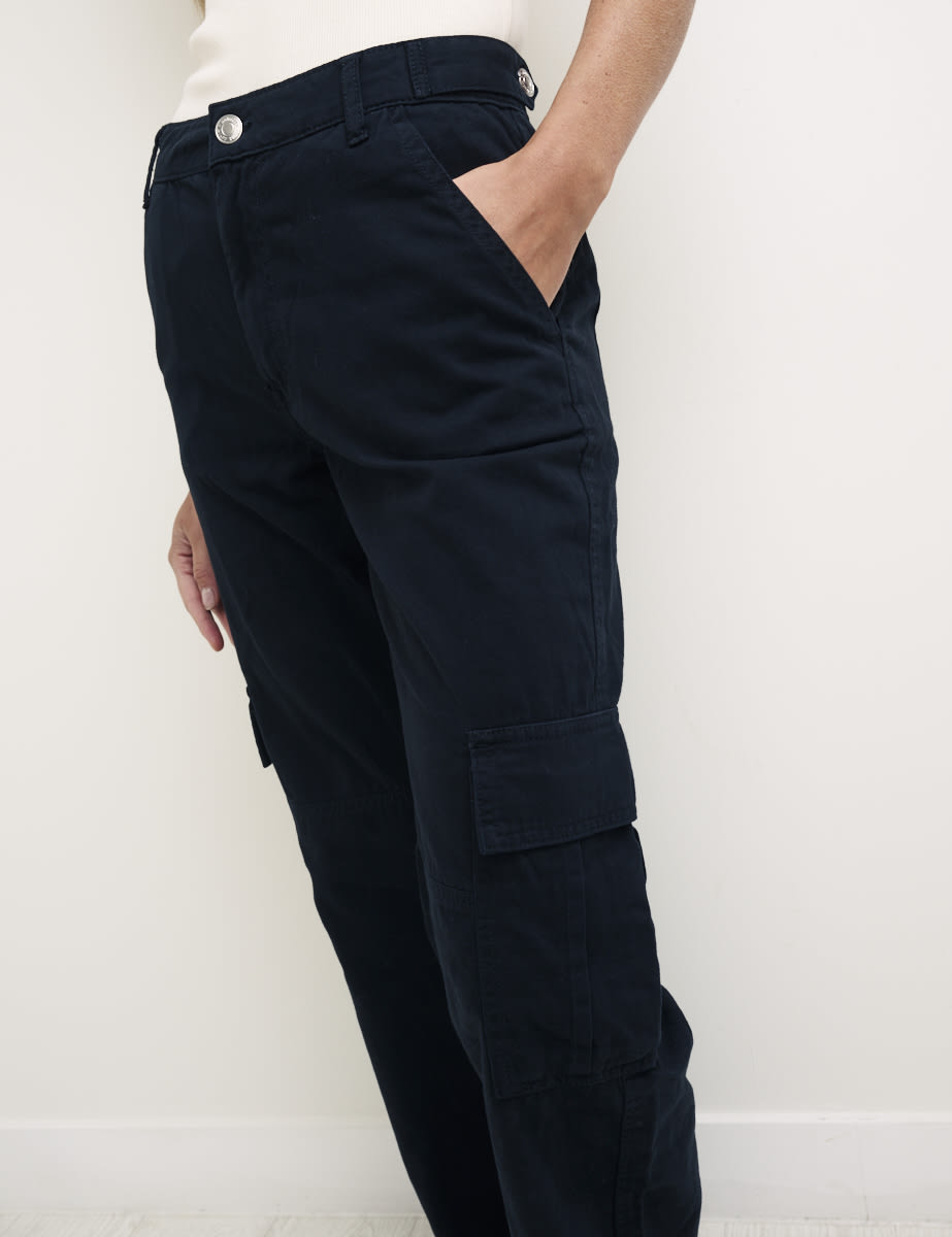 Black Pansy Utility Pant
