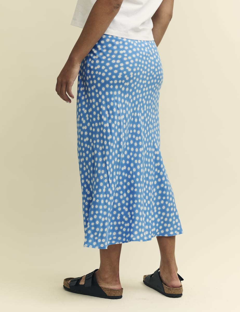 Blue Daisy Print Mila Midi Skirt