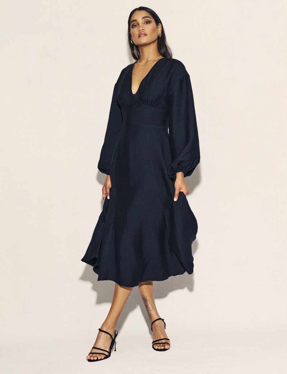 Black Balloon Sleeve V-Neck Raye Midi Dress