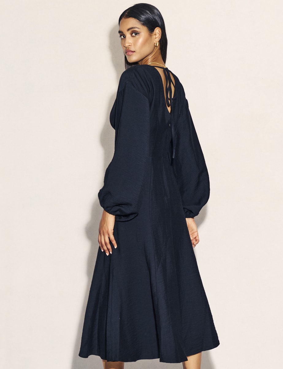 Black Balloon Sleeve V-Neck Raye Midi Dress