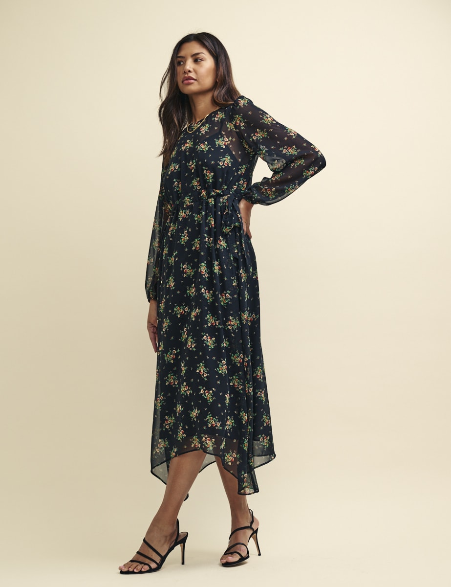 Black Ditsy Floral Este Chiffon Midaxi Dress