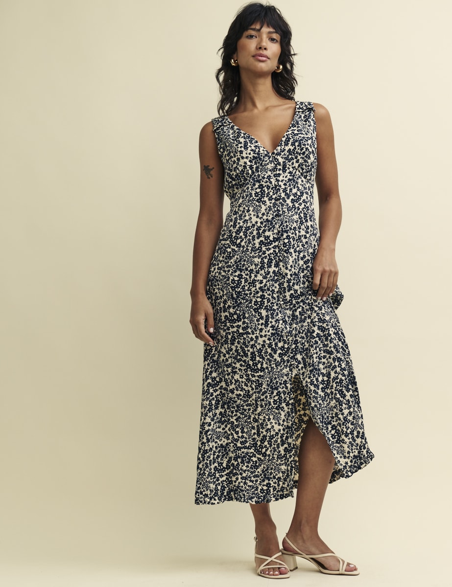 Black Ditsy Floral Clio Midi Dress