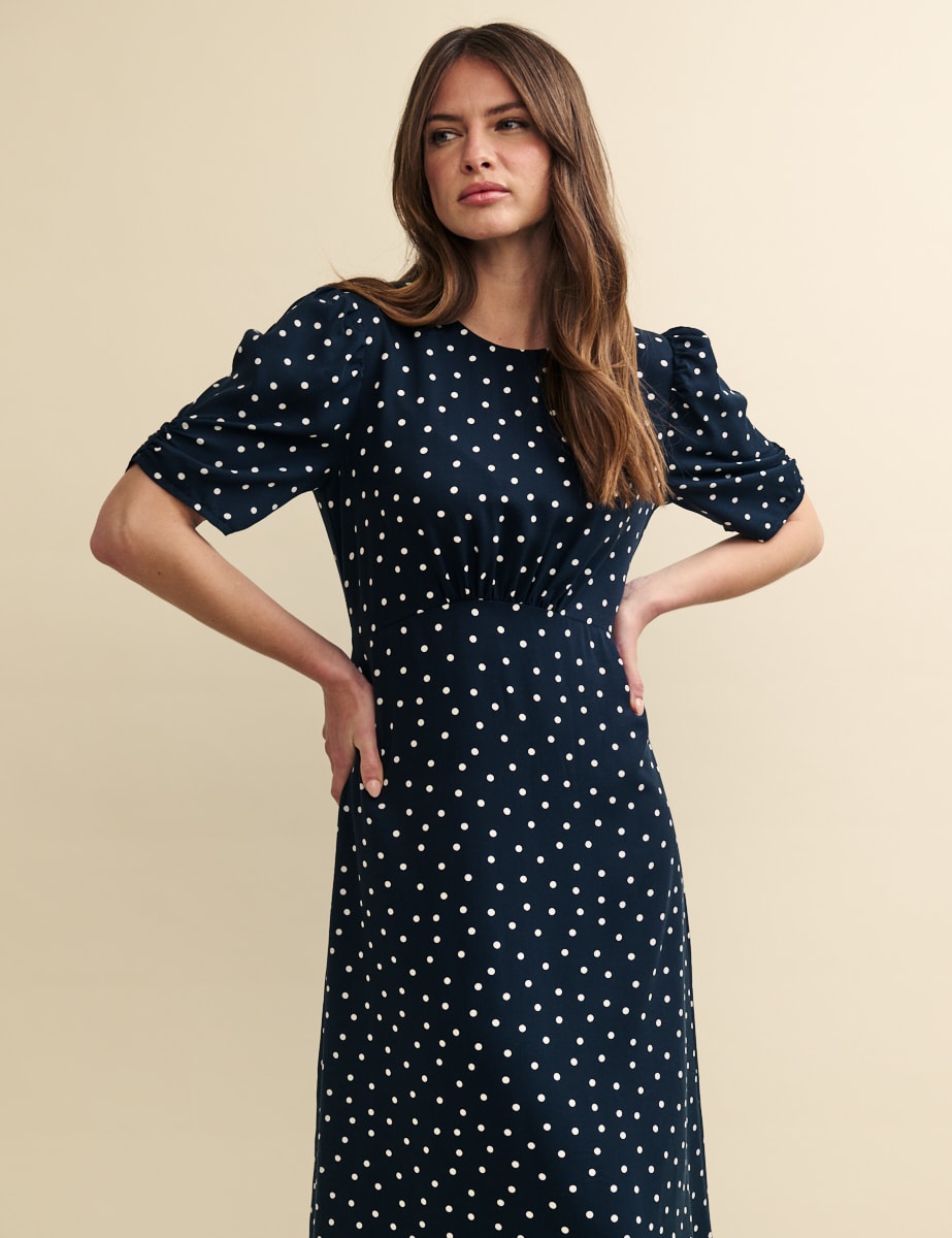 Black Spot Evie Midi Dress
