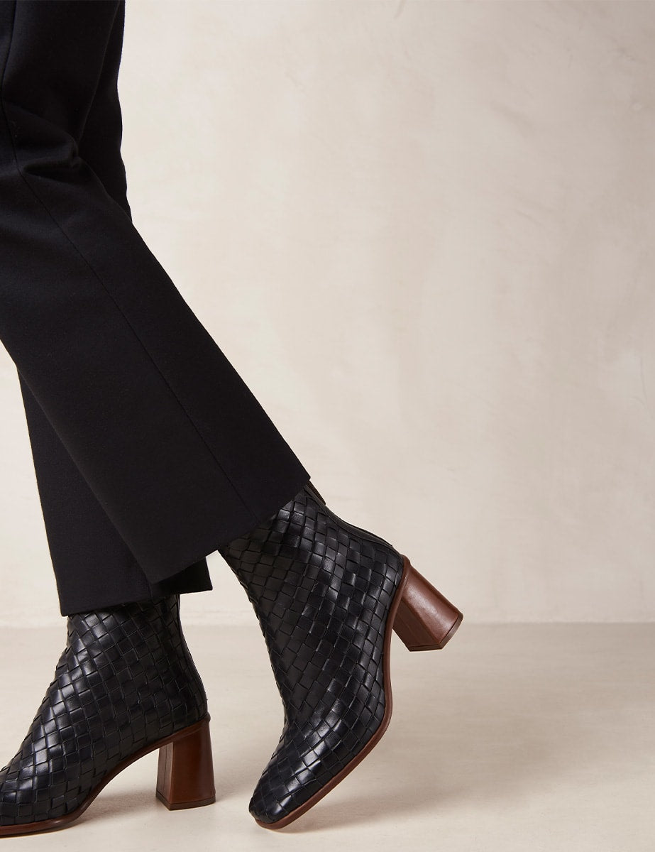 Alohas Black Braided Heeled Boots