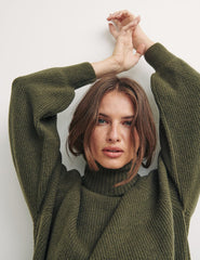 Green Meet the Jeans Raglan Move On Jumper