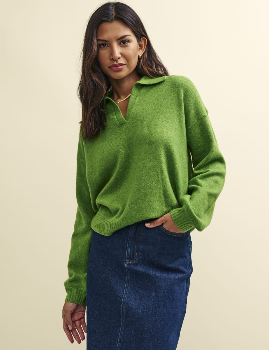 Green Open Collar Knitted Jumper