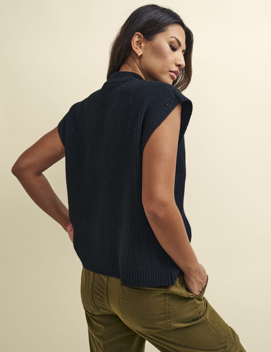 Black Oversized Knitted Vest