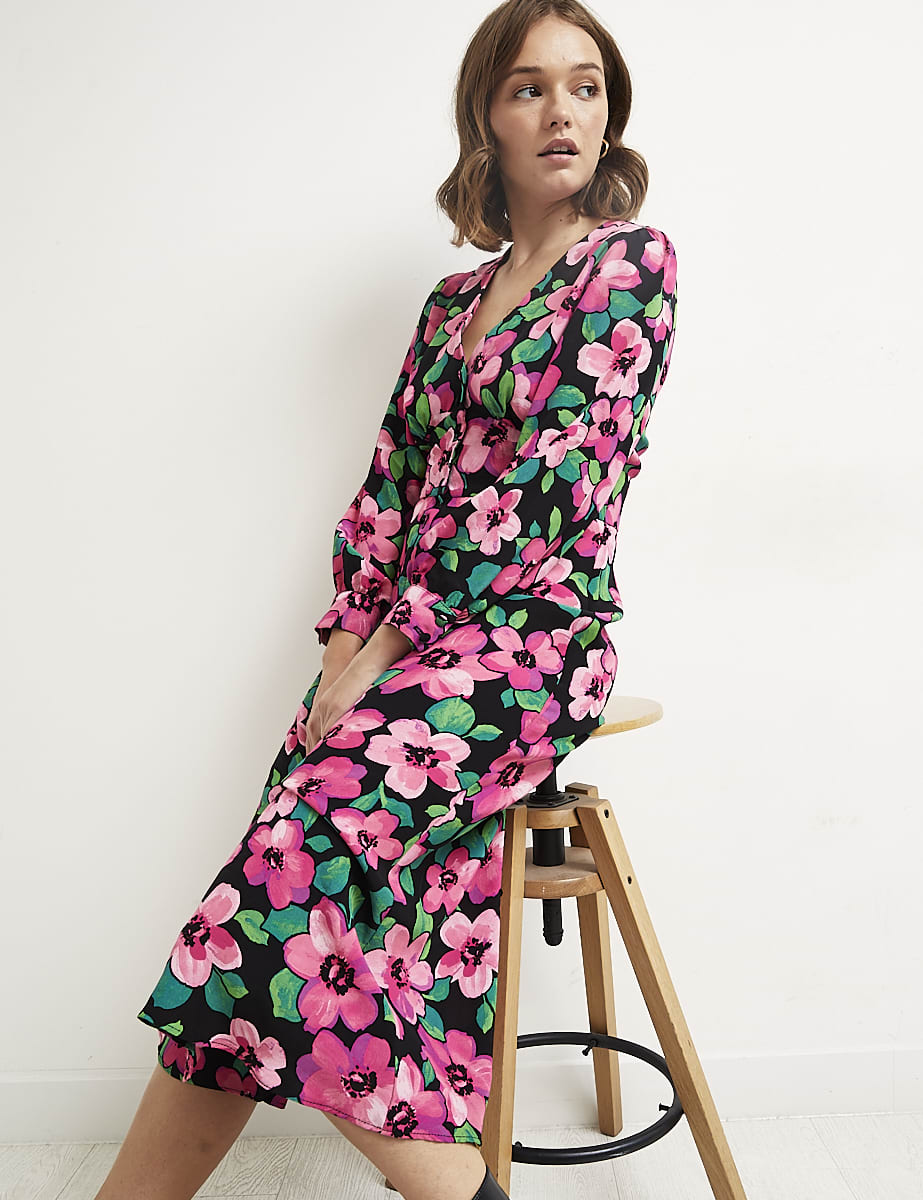 Billie Floral Pink Petite Siri Midi Dress