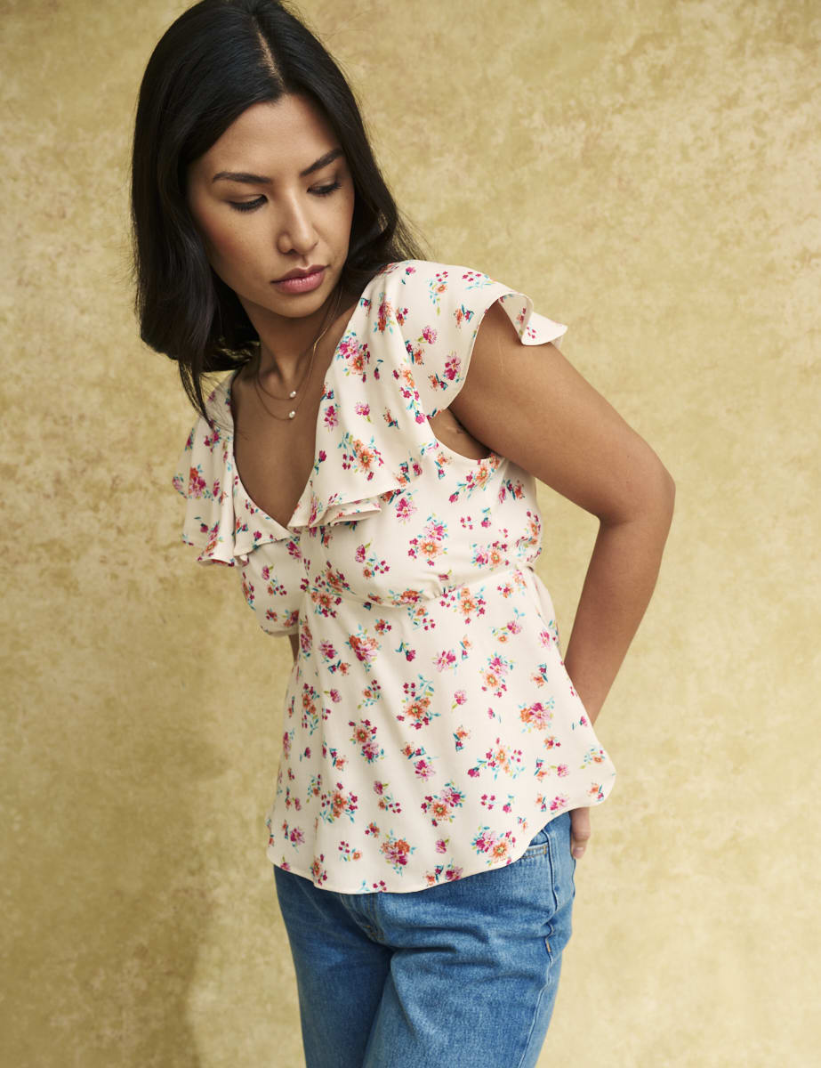 White Floral Flutter Sleeve Top