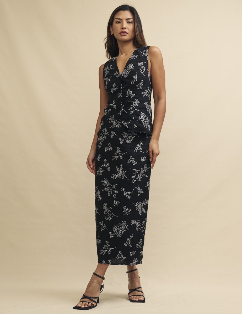 Black Floral Embroidered Bea Waistcoat